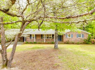 2119 E Ln, Camden, SC 29020