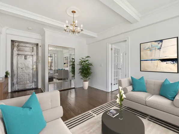 25 Tudor City Place image 1 of 11