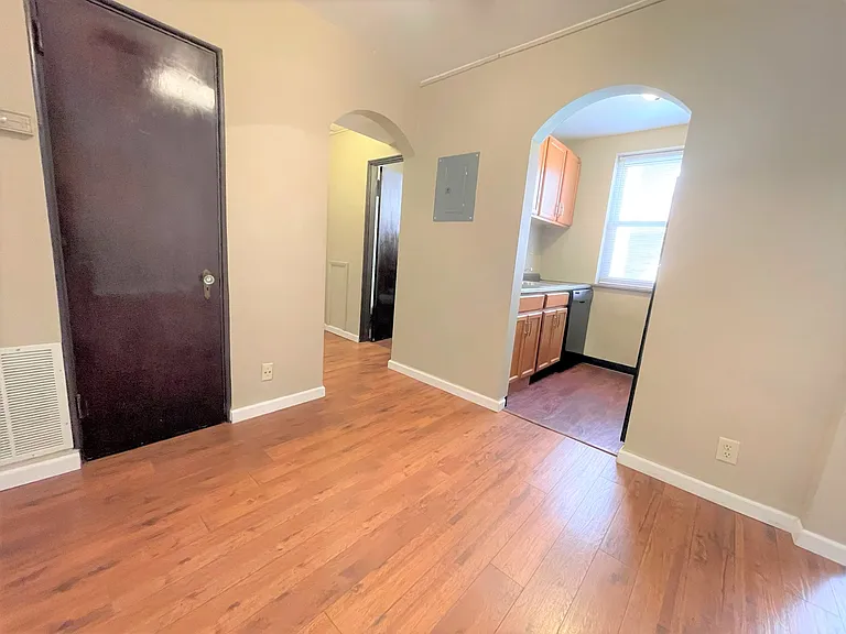 5712 Phillips Ave #B9 — Photo 134