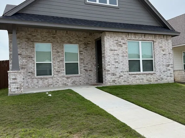 708 The Cottages Dr, Godley, TX 76044
