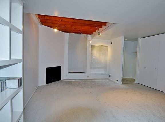 4th image of 5400 S Hyde Park Blvd #A-15