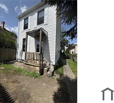 209 21st St — Photo 23