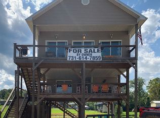 151 Ellen Ln, Decaturville, TN 38329