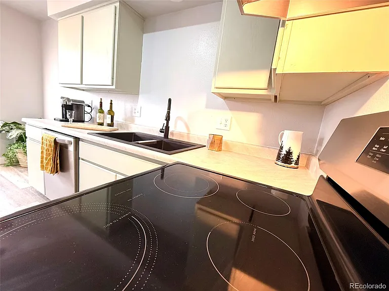 531 S Angus Ave #11 — Photo 28