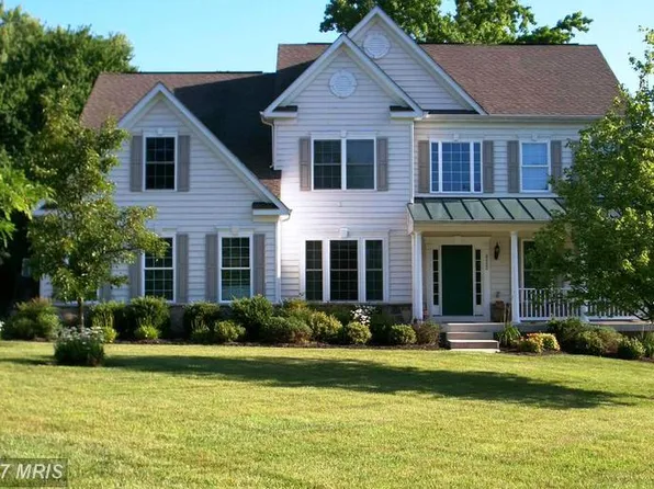 8422 Mortonhall Ln, Pasadena, MD 21122