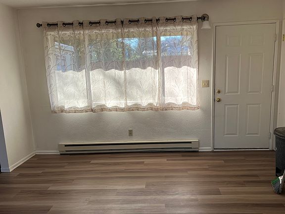 5th image of 3532-3534 SE 11th Ave