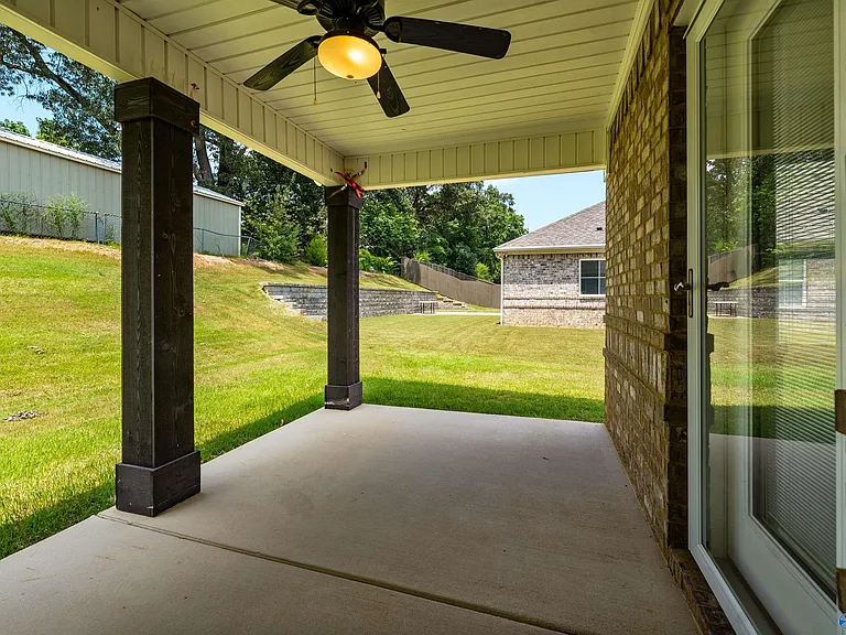 233 Dustin Ln NW — Photo 33