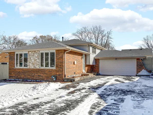 12050 W Josephine Dr, Mokena, IL 60448