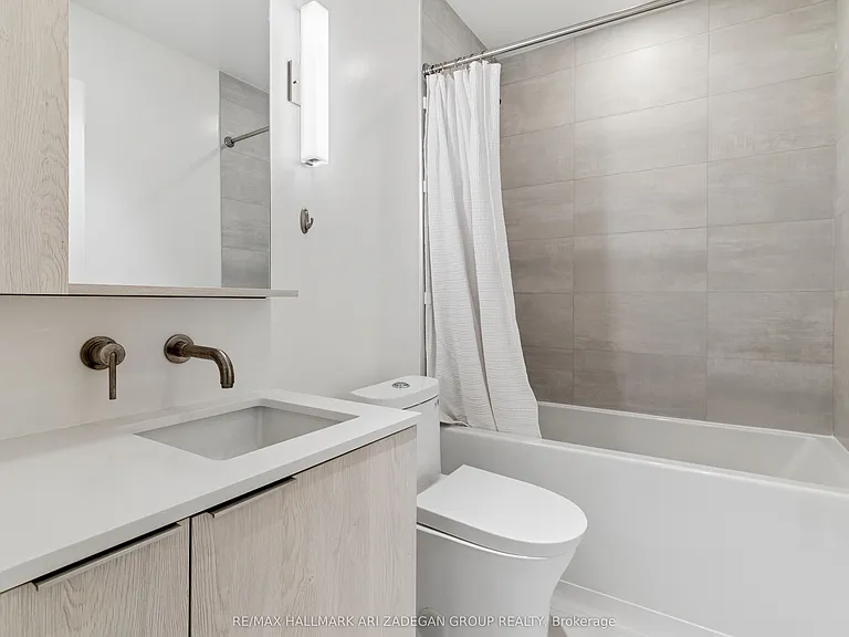 120 Broadway Ave #716N — Photo 6
