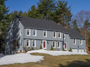 7 Comstock Ln, Topsfield, MA 01983