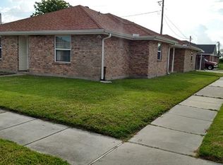 3820 Shangri La Dr, Chalmette, LA 70043