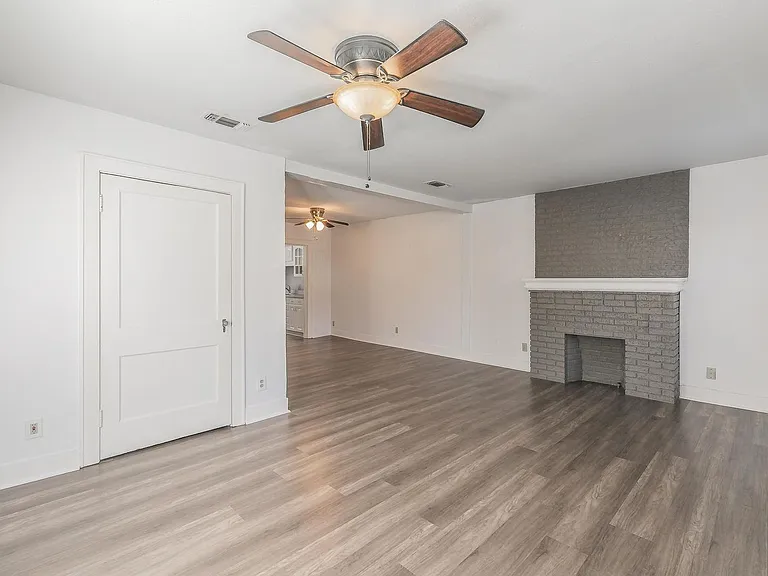 4305 El Campo Ave — Photo 6