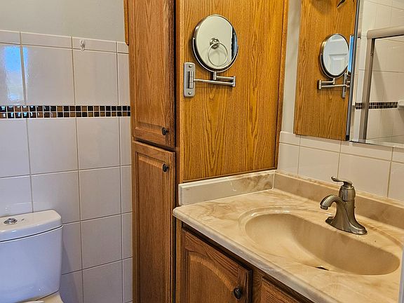 5th image of 6431 Richmond Hwy APT 301