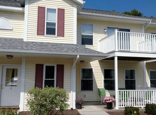 1703 Cambridge Manor Dr, Scotia, NY