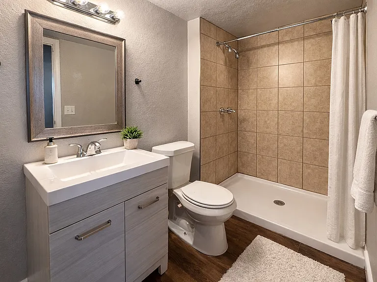 1001 SW 81st St — Photo 5