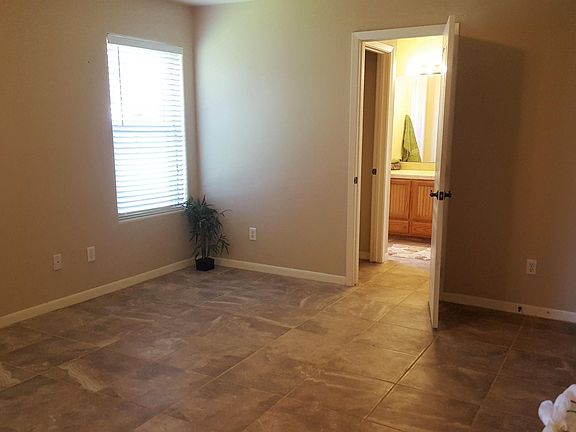 5th image of 3024 Teresa Ave