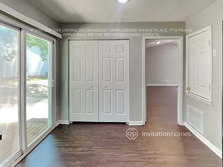 7025 Markway Dr — Photo 9