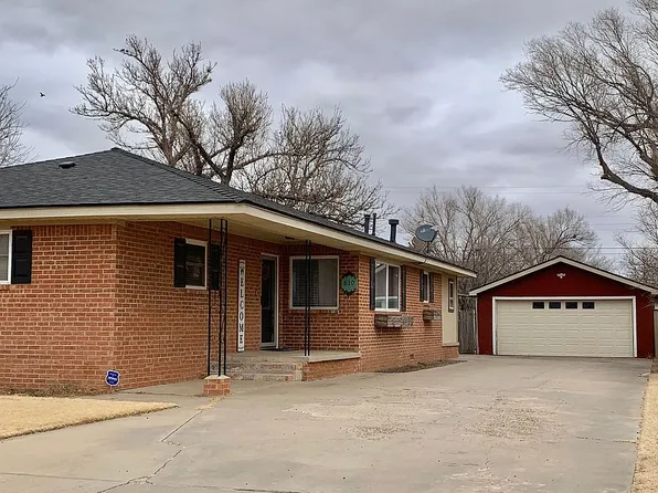 610 N Pearl St, Stratford, TX 79084