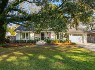 938 Sea Gull Dr, Mount Pleasant, SC 29464