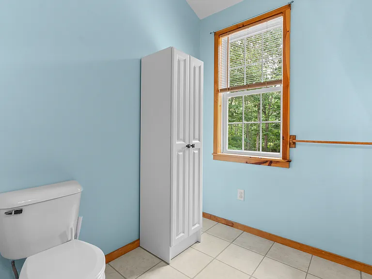 10B Old Kings Hwy #B — Photo 16