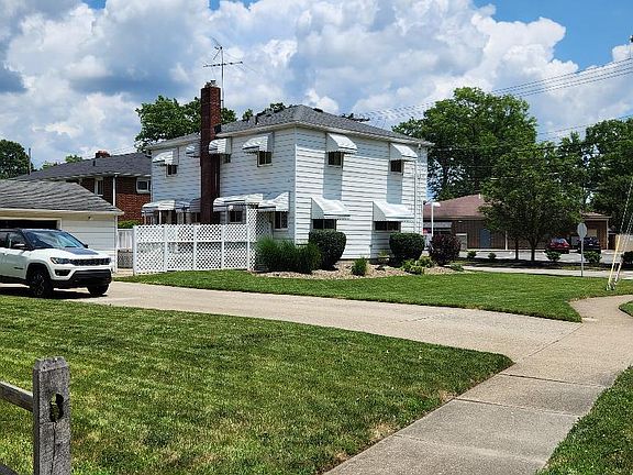 3rd image of 2918 6th St