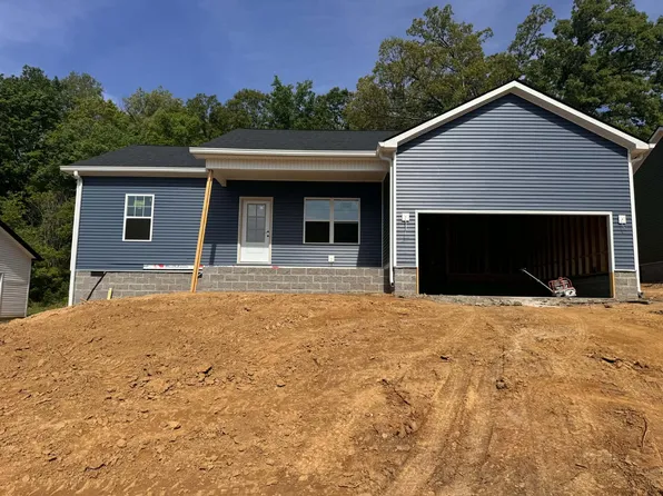318 Pine Hill Dr, Hopkinsville, KY 42240