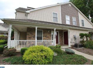 528 Easy St, Philadelphia, PA 19111