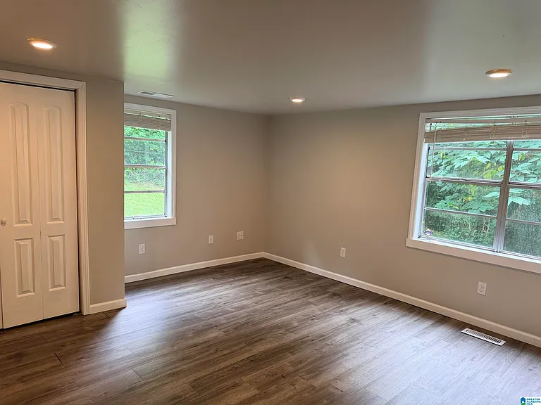 8551 Griffin Ave — Photo 3