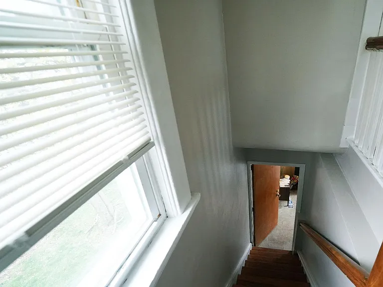 211 S 11th Ave #2 — Photo 4