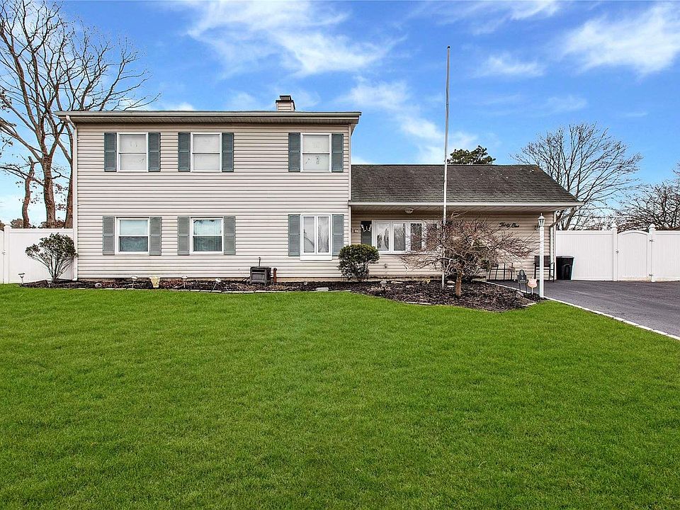 1st image of 31 Lacebark Lane