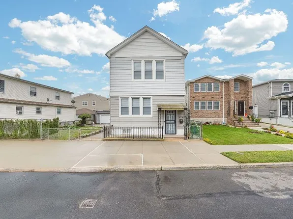226-10 147th Ave, Springfield Gardens, NY 11413