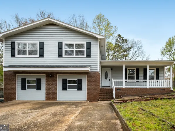 6972 Vesta Brook Dr, Morrow, GA 30260