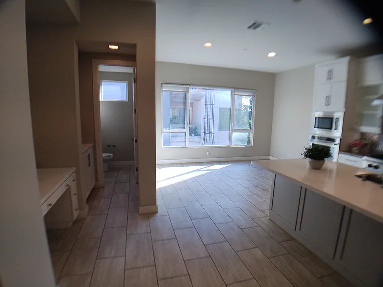 139 W Live Oak Ave #D — Photo 16