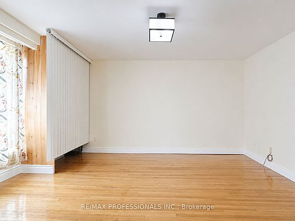 5th image of 160 Carsbrooke Rd #20