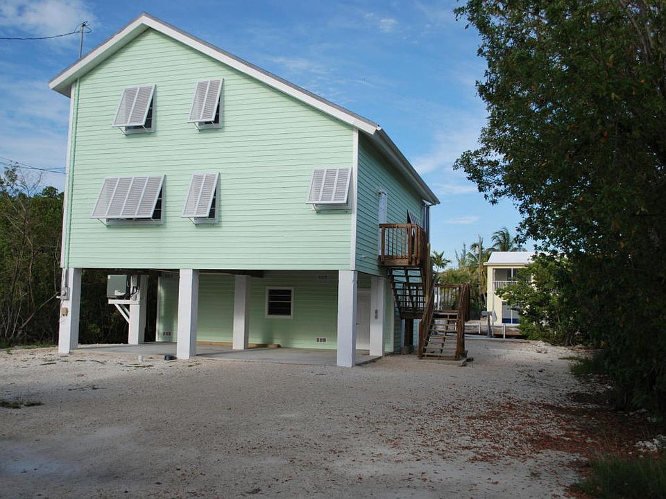 1st image of 133 Galleon Ln