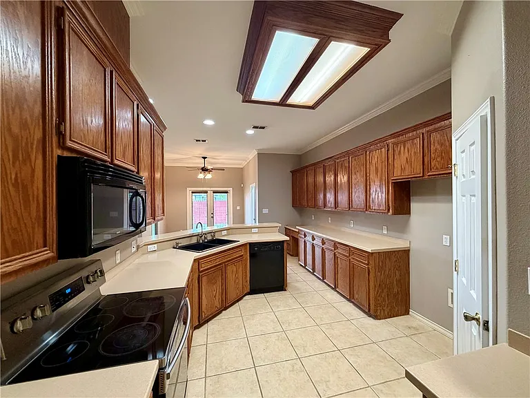 6230 Queen Jane St — Photo 12