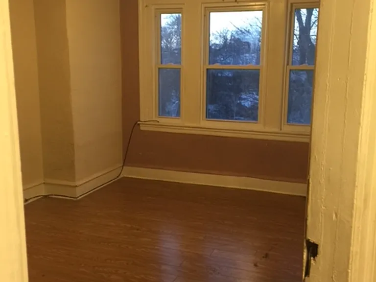5410 Florence Ave — Photo 3