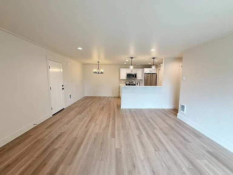424 S Olive Ave #304 — Photo 19