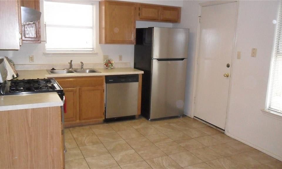 1st image of 7707 Montaque Dr