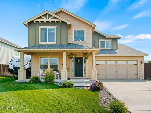 113 S Sterling St, Moxee, WA 98936