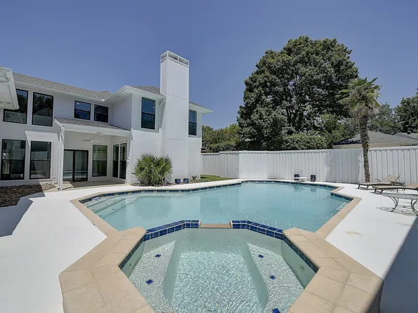 5815 Sand Shell Ct, Dallas, TX 75252