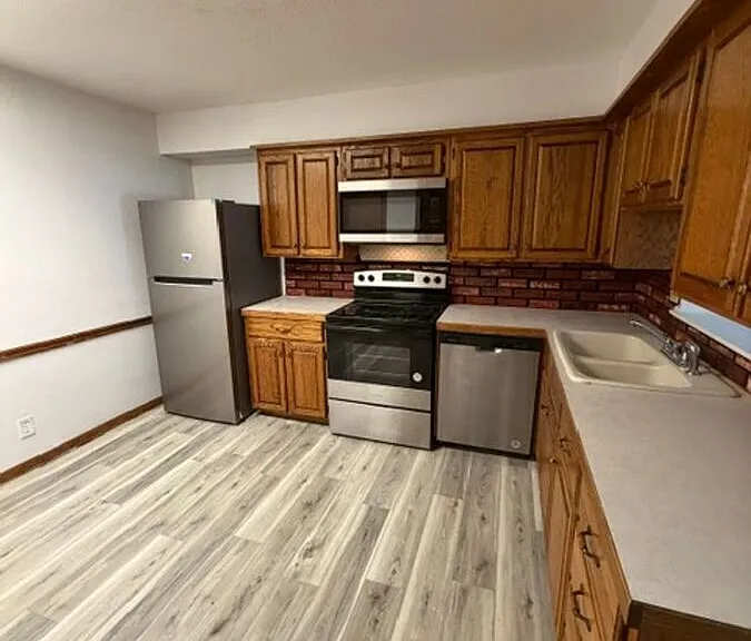 2115 Ottawa St #302C — Photo 10