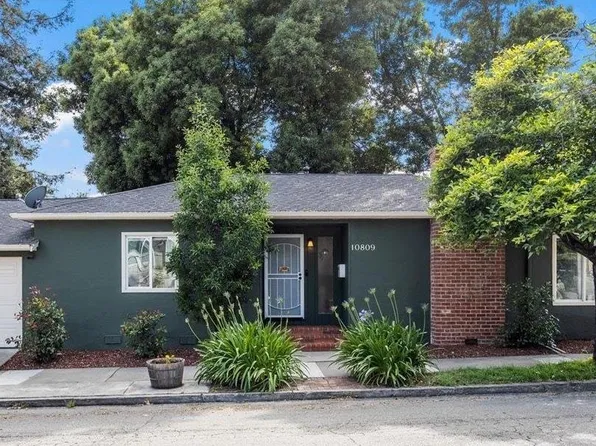10809 McIntyre St, Oakland, CA 94605