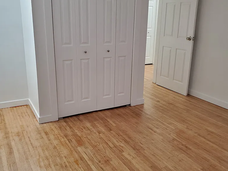 321 Agnes St #17 — Photo 5