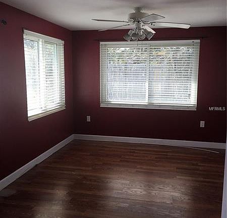 4th image of 10888 Temple Ave