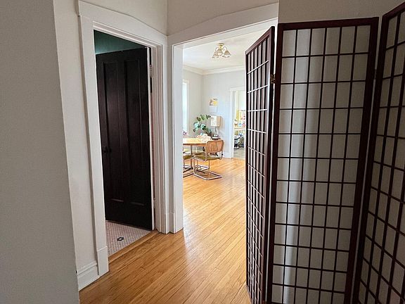 5th image of 3117 W Sunnyside Ave APT 3