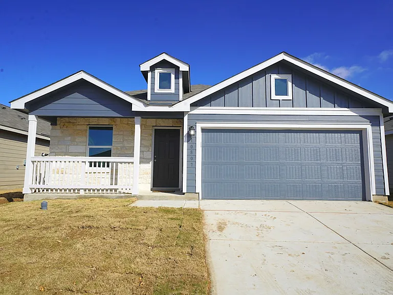 10807 Hernando Ct — Photo 1