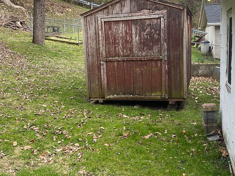 Additional storage building
