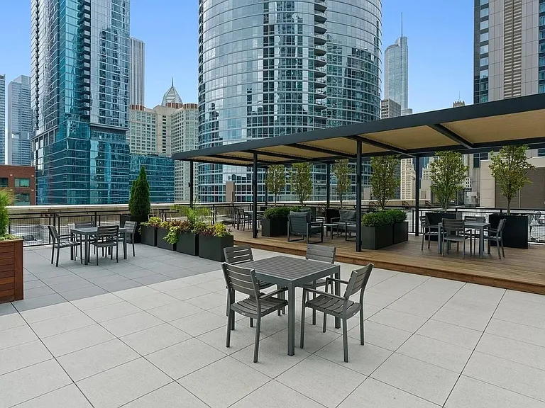 512 N McClurg Ct #1508 — Photo 16