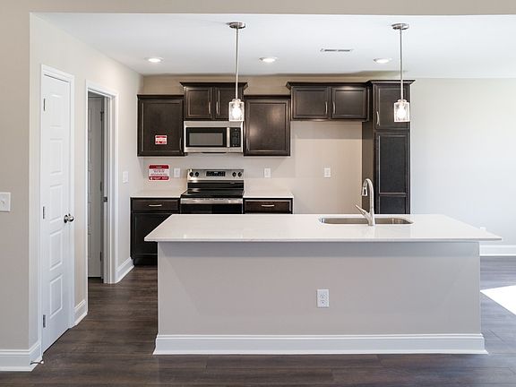 4th image of 429 Galway Dr Lot 37